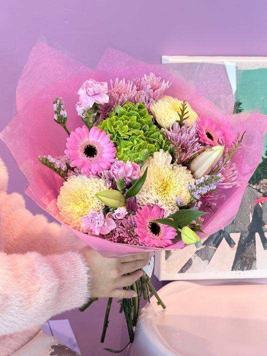 Large Premium Flowers Bouquet + Two AND Drinks Voucher